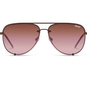 NEW- Quay Aviator Sunglasses